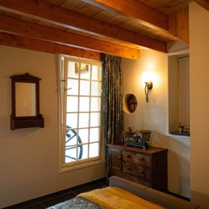 Het Koetshuis - Onderschoer slaapkamer